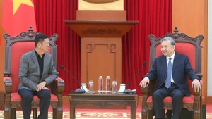 Escena de la reunión. (Foto: Nhan Dan)