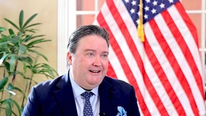 El embajador de Estados Unidos en Vietnam, Marc E. Knapper. (Fotografía: VNA)