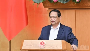 El primer ministro de Vietnam, Pham Minh Chinh, interviene en la cita. (Fotografía: Nhan Dan)