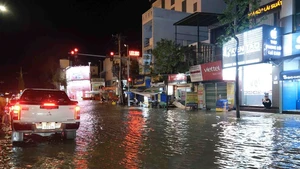 La ciudad de Can Tho se enfrenta a la marea alta más grave de los últimos años. (Foto: VNA)