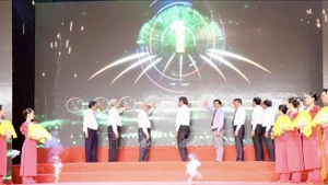 En la ceremonia de apertura. (Foto: VNA)