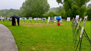 Las fotos, dispuestas en forma de las letras “V-N”, destacan un Vietnam en desarrollo, abierto al mundo y lleno de vitalidad. (Foto: VNA)