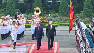[Foto] Líder del PCV preside recepción ceremonial a máximo dirigente de Cuba