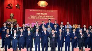 [Foto] Líder partidista de Vietnam presencia conferencia de balance de Academia Nacional de Política Ho Chi Minh