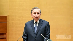 El secretario general del Partido Comunista de Vietnam, To Lam, pronuncia directrices. (Foto: Nhan Dan)