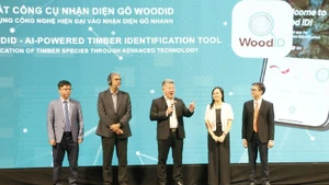 En el acto de lanzamiento de la aplicación WoodID. (Foto: VGP) 