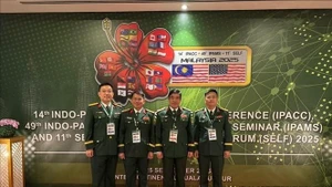 La delegación de alto nivel del Ejército Popular de Vietnam, encabezada por el teniente general Nguyen Ba Luc, subjefe del Estado Mayor General, participa en la IPACC. (Foto: VNA)