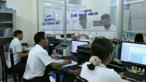 Unidad de procesamiento de procedimientos administrativos en la provincia de Nam Dinh. (Fotografía: VNA)