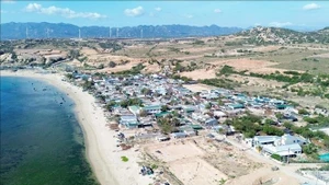 La provincia de Khanh Hoa agiliza la entrega de terrenos para los proyectos de centrales nucleares 1 y 2. (Foto: VNA)