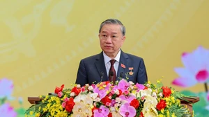 El secretario general del Partido Comunista de Vietnam, To Lam, interviene en el evento. (Foto: Nhan Dan)