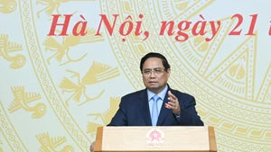 El primer ministro de Vietnam, Pham Minh Chinh, interviene en la reunión. (Foto: Nhan Dan)