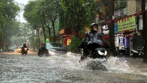 Se pronostica que el tifón Matmo traerá fuertes lluvias a Hanói. (Foto: VNA)