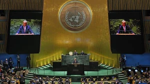 El secretario general de la ONU, Antonio Guterres, habla durante una sesión de la Asamblea General de la ONU en su sede de Nueva York. (Fotografía: Xinhua)
