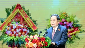 El presidente de la Asamblea Nacional de Vietnam, Tran Thanh Man, interviene en la cita. (Foto: Nhan Dan)