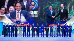 Manos unidas por construir una Comunidad de la Asean unida, resiliente y dinámica