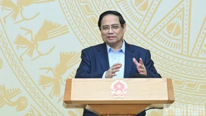 El primer ministro de Vietnam, Pham Minh Chinh, interviene en la sesión. (Foto: Nhan Dan)