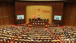 Vista panorámica de la ceremonia de clausura del noveno período de sesiones de la Asamblea Nacional de Vietnam de la XV legislatura, el 27 de junio de 2025. (Fotografía: Nhan Dan)