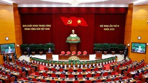 El Comité Central del Partido Comunista de Vietnam del XIII mandato finaliza su XV pleno con un alto grado de unanimidad y calidad. (Foto: VNA)