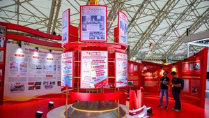 [Foto] Exposición “Periódico Nhan Dan: La voz del Partido, del Estado y del pueblo de Vietnam”