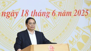 El primer ministro de Vietnam, Pham Minh Chinh, interviene en la cita. (Fotografía: Nhan Dan)
