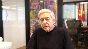 El exministro de Justicia de Israel Yossi Beilin. (Foto: VNA)