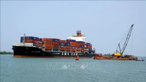 El puerto marítimo de Chu Lai, en la provincia de Quang Nam, da la bienvenida a barcos de 50 mil toneladas. (Fotografía: VNA)