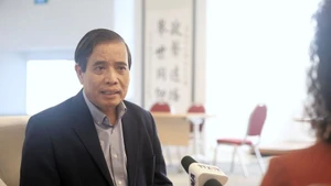 El profesor Vu Minh Khuong, de la Escuela de Políticas Públicas Lee Kuan Yew de Singapur. (Foto: VNA)