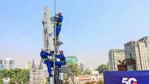 El 5G está generando cambios concretos en la gestión urbana, la organización de la producción y los hábitos de los ciudadanos. (Foto: VNA)