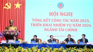 [Foto] Primer ministro asiste a conferencia sobre tareas del sector de finanzas para 2026