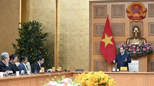 El primer ministro Pham Minh Chinh recibe a la delegación de la JCCI.