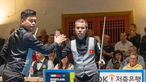 Tran Quyet Chien (derecha) y Nguyen Tran Thanh Tu, campeones mundiales por equipos en 2026. (Foto: UMB).