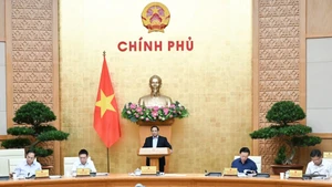El primer ministro Pham Minh Chinh preside reunión temática del Gobierno de Vietnam sobre formulación de leyes de septiembre de 2025