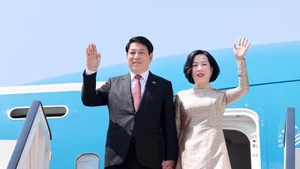 [Foto] Presidente vietnamita llega a El Cairo, iniciando visita de Estado a Egipto
