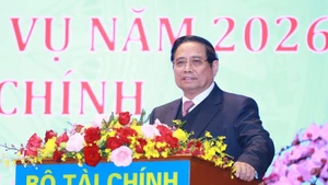 El primer ministro de Vietnam, Pham Minh Chinh, interviene en la cita. (Foto: VNA)
