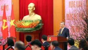 El secretario general del Partido Comunista de Vietnam, To Lam, habla en el encuentro. (Foto: VNA)