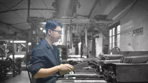 La aldea de seda de Van Phuc aplica tecnología y transformación digital en la producción. (Foto: Bnews)