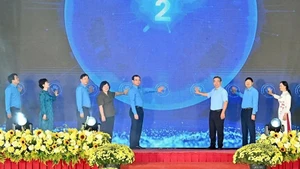 En la ceremonia de apertura oficial del "Mercado Tet del Sindicato - Primavera 2026". (Foto: hcmcpv.org.vn)