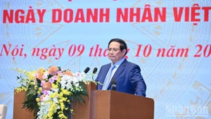 El primer ministro Pham Minh Chinh habla en el evento. (Foto: Nhan Dan)