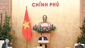 [Foto] Premier vietnamita preside reunión para evaluar situación del Año Nuevo Lunar 2026
