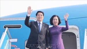 El presidente vietnamita, Luong Cuong, partió hoy de Hanói para su participación en 80º periodo de sesiones de Asamblea General de ONU. (Foto: VNA)