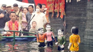 Hanói atrae turistas con ofertas culinarias y artesanales