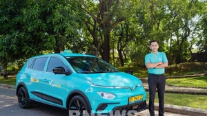 Green SM, el servicio de taxi eléctrico pionero de la compañía vietnamita GSM, se lanzó oficialmente en la ciudad indonesia de Bekasi. (Foto: VNA)