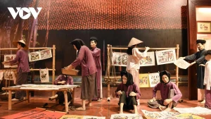 Inauguran en Bac Ninh exposición de pinturas folclóricas vietnamitas