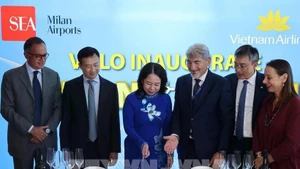 La ceremonia de lanzamiento cuenta con la presencia de la vicepresidenta vietnamita, Vo Thi Anh Xuan (Foto: VNA)