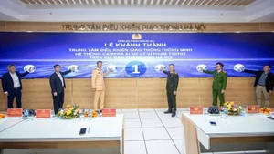 La Policía de Hanói pone en funcionamiento oficialmente su Centro de Control de Tráfico Inteligente. (Foto: Nhan Dan)