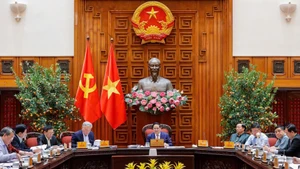 [Foto] Premier vietnamita preside reuniones de la jefatura del Gobierno sobre temas importantes