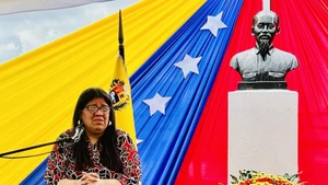 La viceministra de Relaciones Exteriores de Venezuela, Tatiana Pugh, habla en el evento. (Foto: VNA)