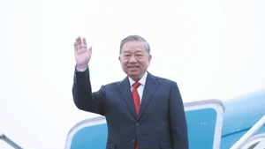 El secretario general del Partido Comunista de Vietnam, To Lam, parte de Hanói para realizar una visita de Estado a Laos. Foto: VNA