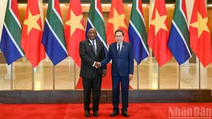 [Foto] Máximo legislador vietnamita se reúne con presidente sudafricano