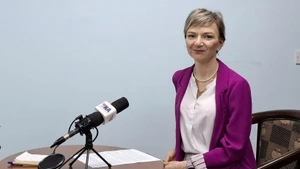 La doctora Julia Roknifard, profesora titular de Relaciones Internacionales de la Universidad Taylor. (Foto: VNA)